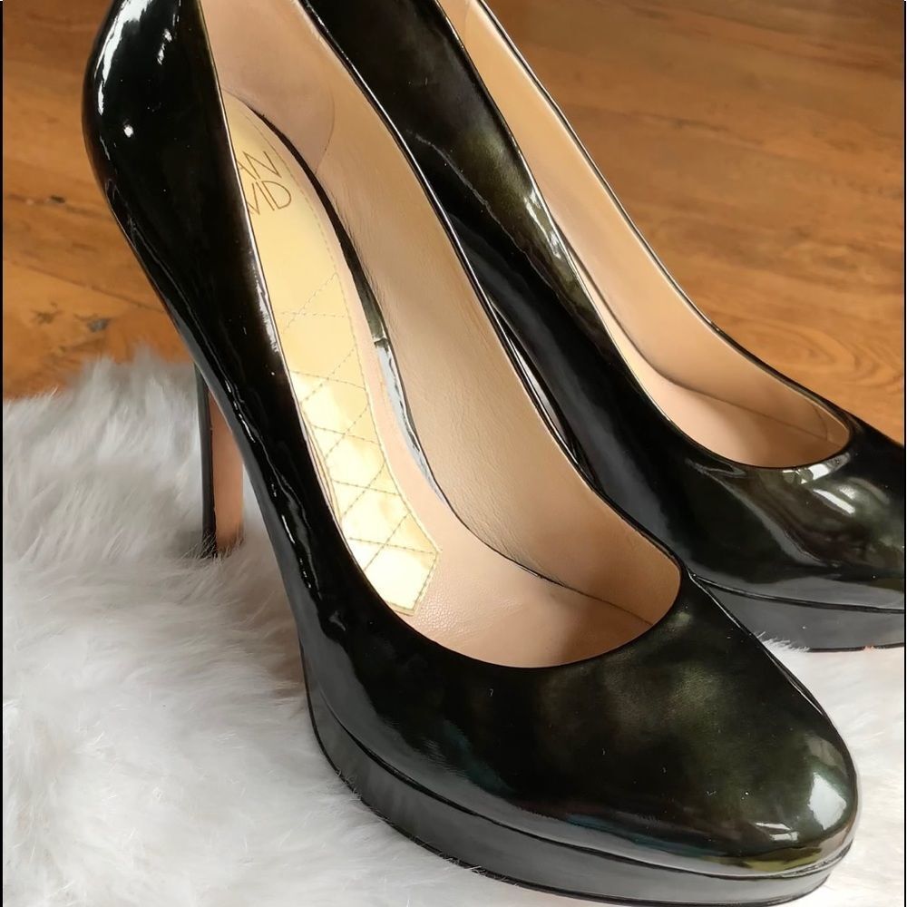 Joan & David Dark Green Patent Leather Formal Heels